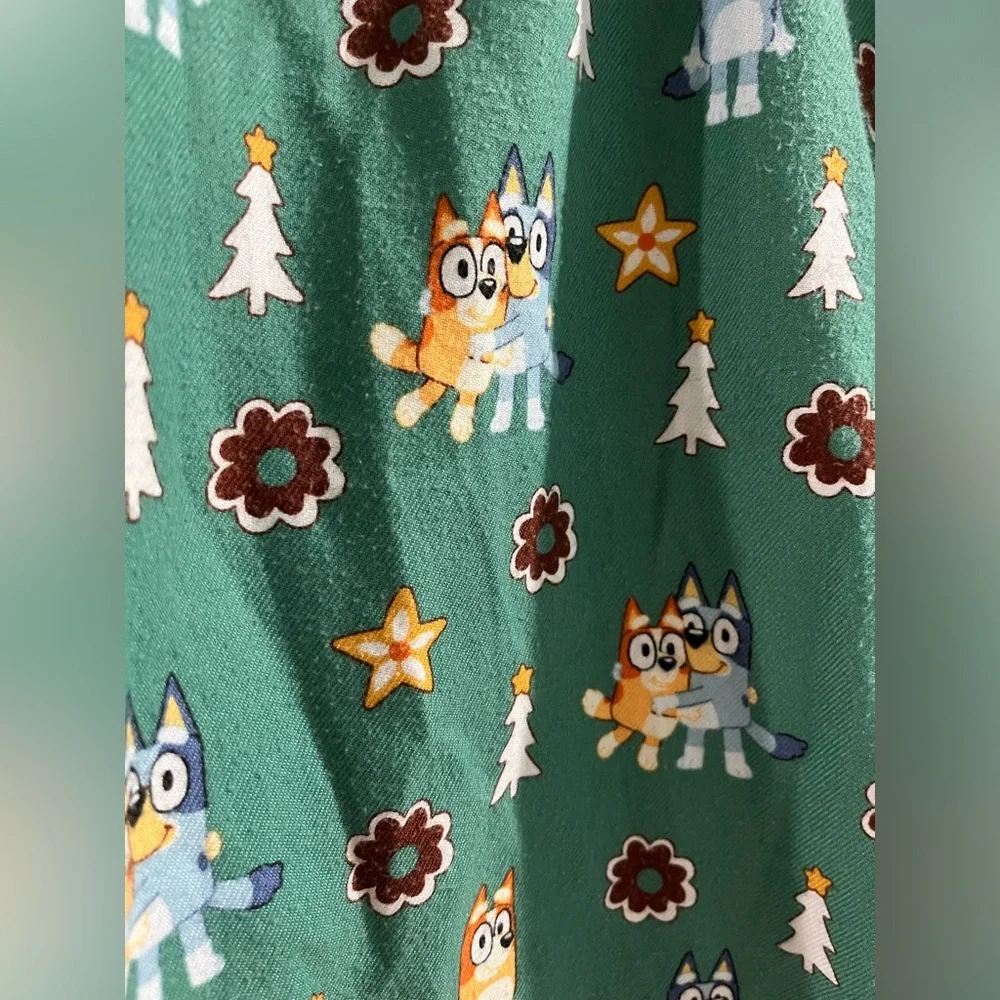 Hannah Anderson Bluey Holiday Flannel Nightgown, size 5